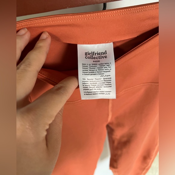 EUC Girlfriend collective compressive high-rise legging 23” in Brick (size M) - Picture 7 of 8